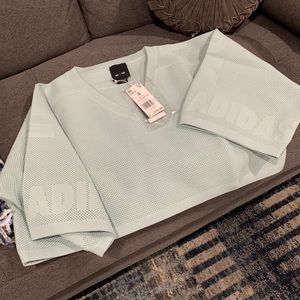 -AVAILABLE: BEYONCÉ IVY PARK knit crop top✨